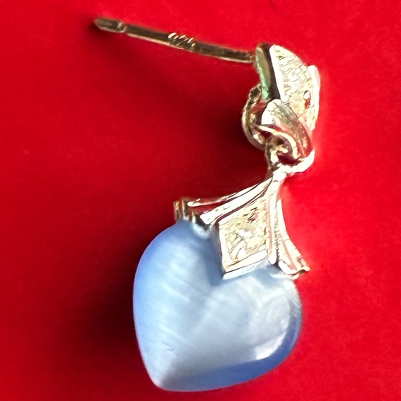 925 Silver Earrings,Elegant Silver and Blue Heart Earrings - Picture 8 of 8